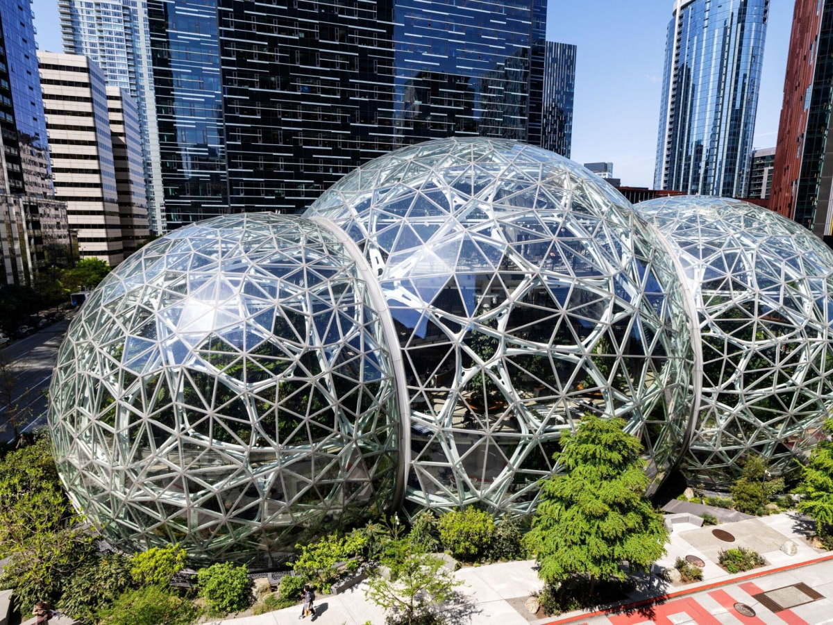 Amazon Signals 14,000 White-Collar Jobs at Risk as Cost Discipline&nbsp;Tightens